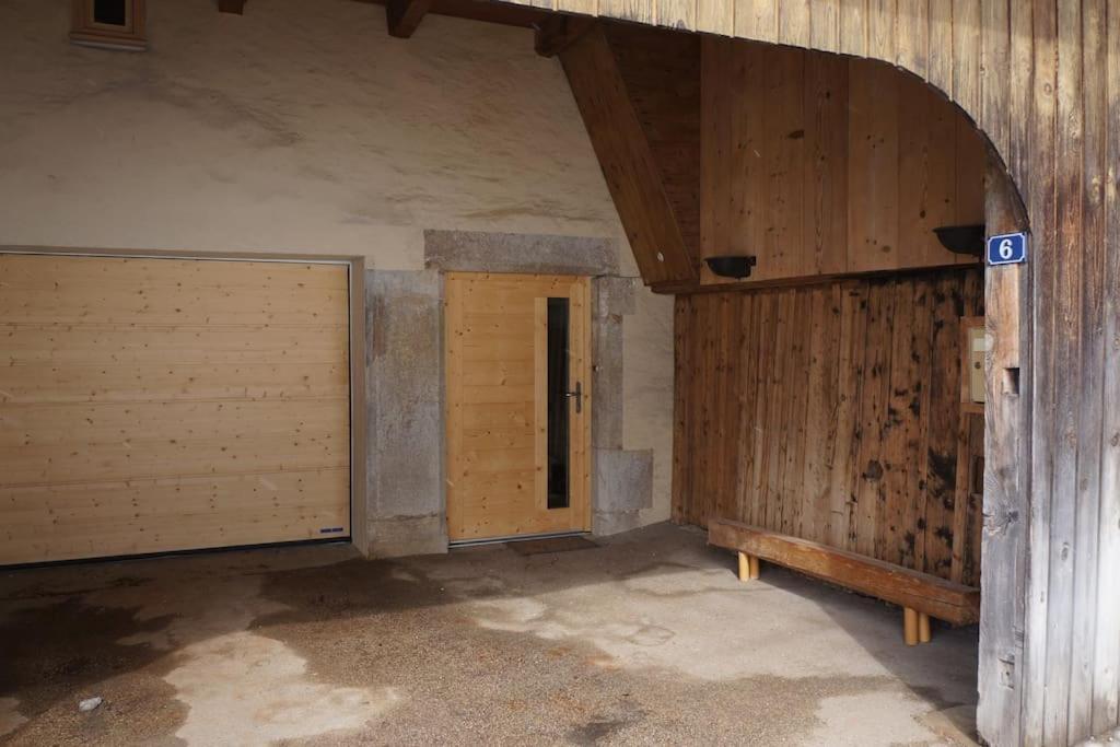 Ancienne Ferme Comtoise 4 Etoiles, 11 Personnes Lac St-Point/Mont D'Or Montperreux Экстерьер фото