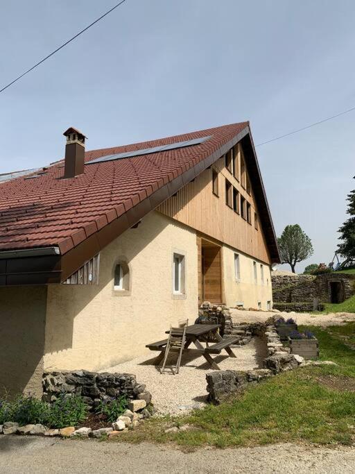 Ancienne Ferme Comtoise 4 Etoiles, 11 Personnes Lac St-Point/Mont D'Or Montperreux Экстерьер фото